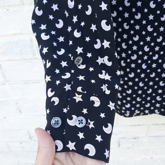 Equipment Shirt Silk Button Down Moon Star - Picture 8 of 12